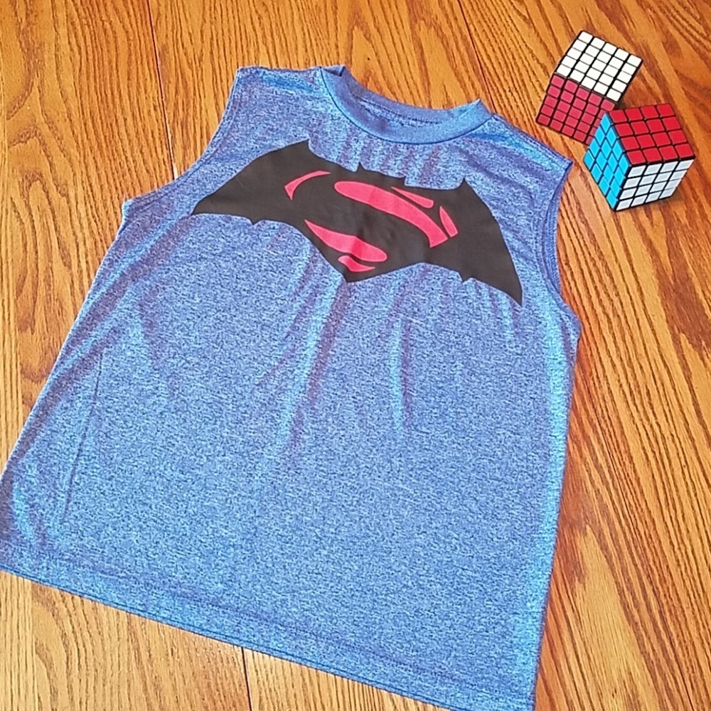Batman vs. Superman Sleeveless Shirt - Boy's Large